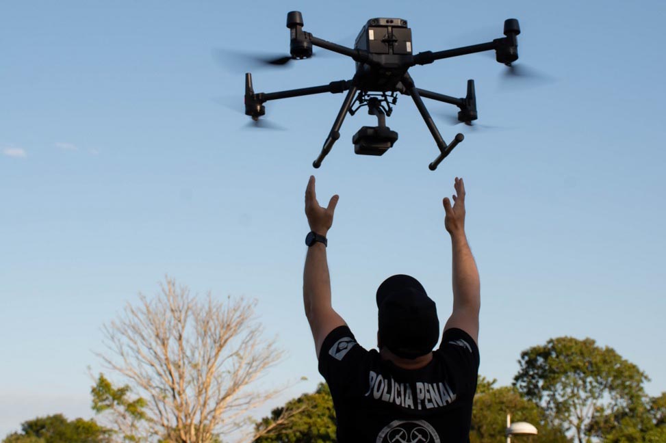 Policiais de Londrina são habilitados como pilotos de drones