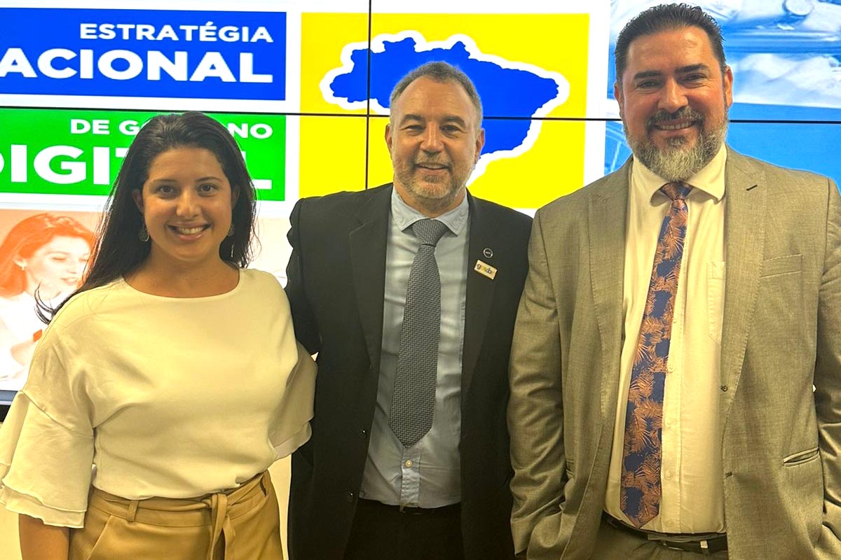 Paraná integra o programa Estratégia Nacional para construção de Governo Digital