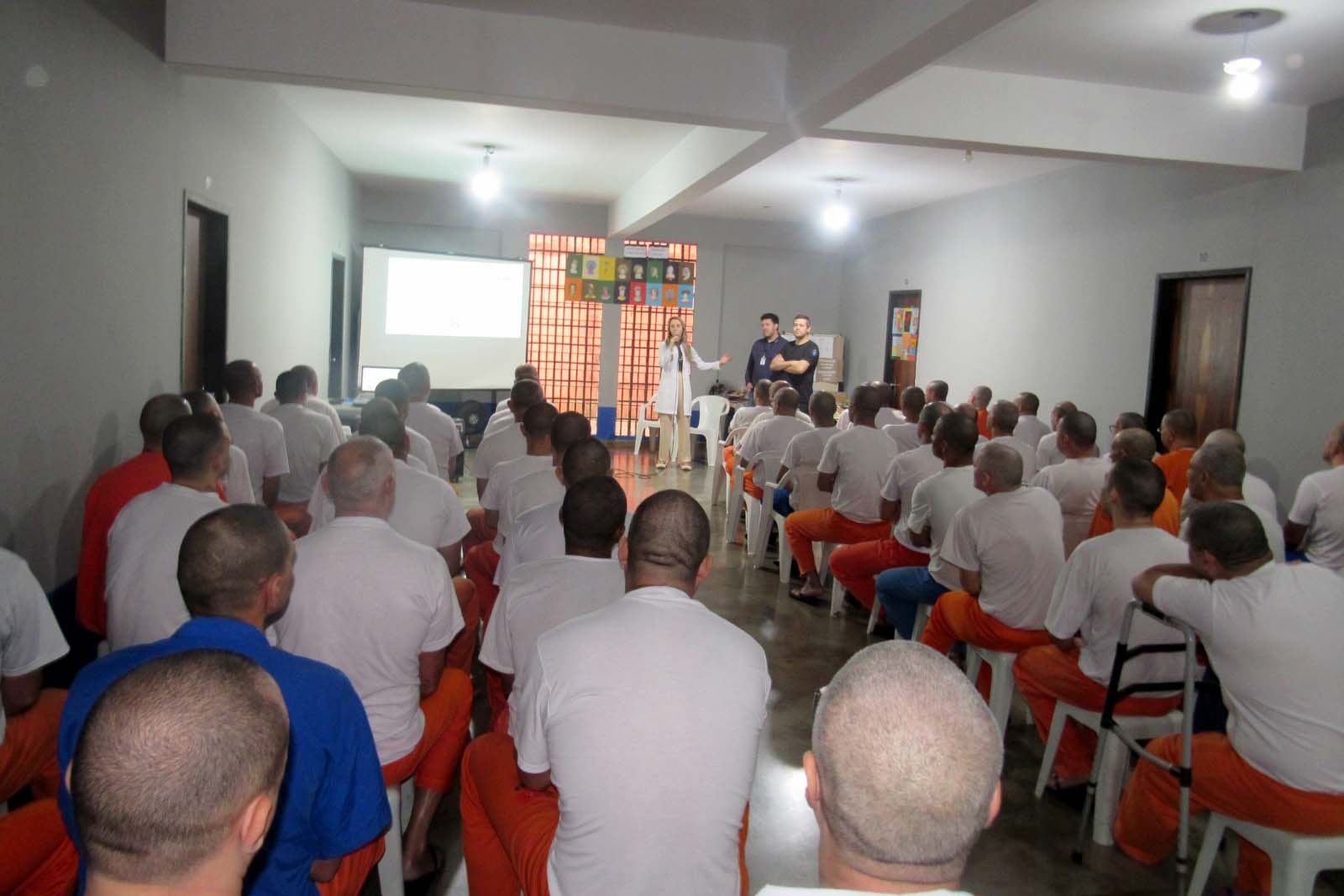Pessoas privadas de liberdade participam de Semana Cultural, em Cascavel