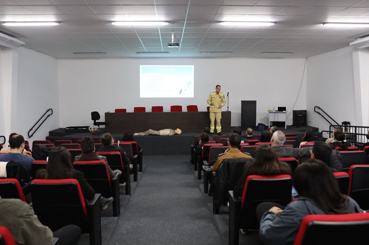 Segurança capacita servidores com curso de atendimento de emergências em edificações