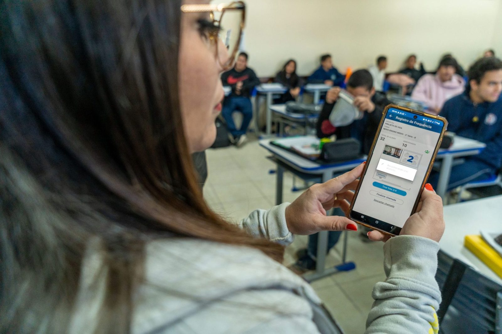 Tecnologia do Paraná para reconhecimento facial na chamada chega a Portugal