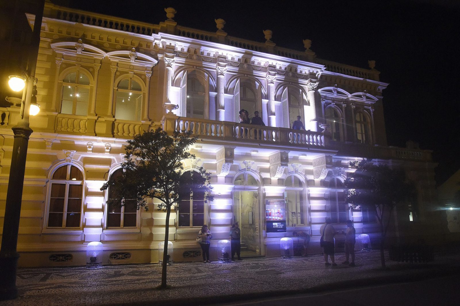 Museu da Imagem e do Som promove visita guiada noturna na próxima terça-feira