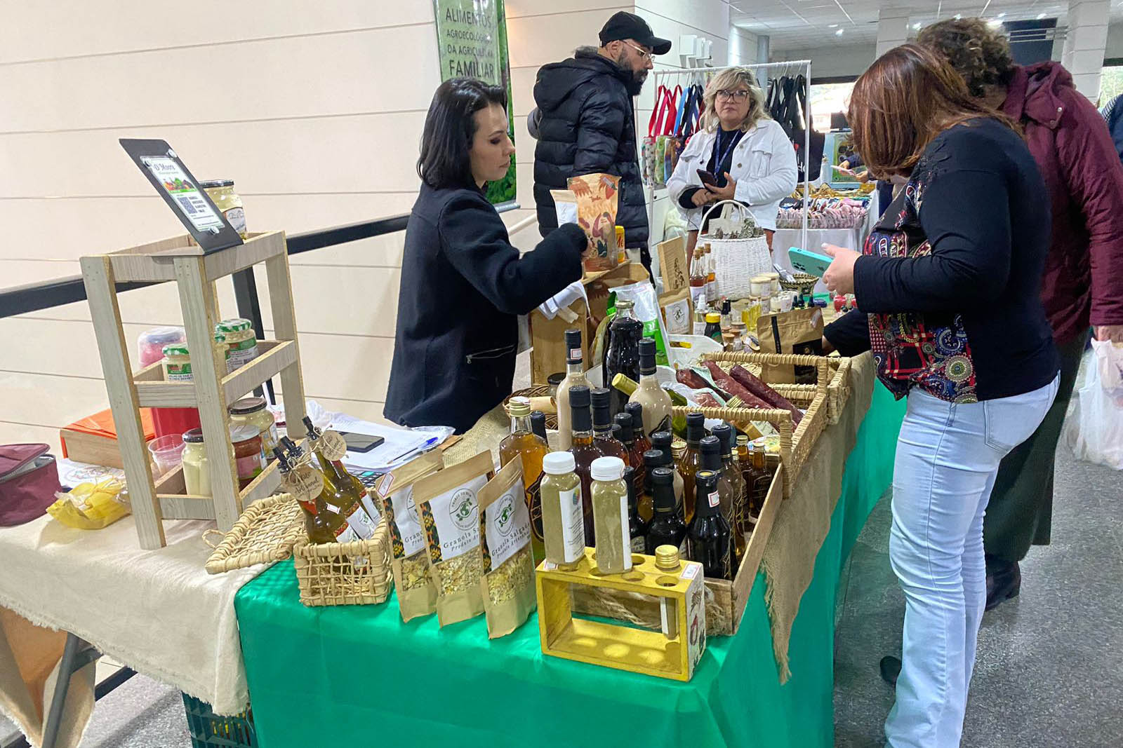 Mostra Paranaense de Economia Solidária expõe 29 empreendimentos sustentáveis