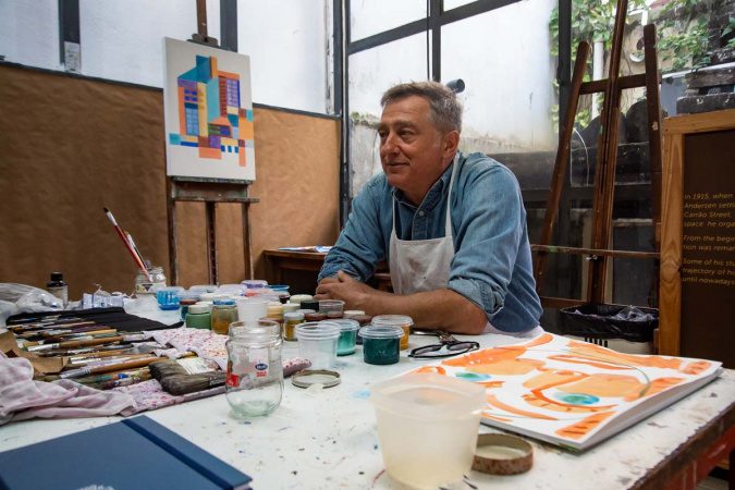 Artista plástico Jefferson Svoboda é o novo residente do Museu Casa Alfredo Andersen