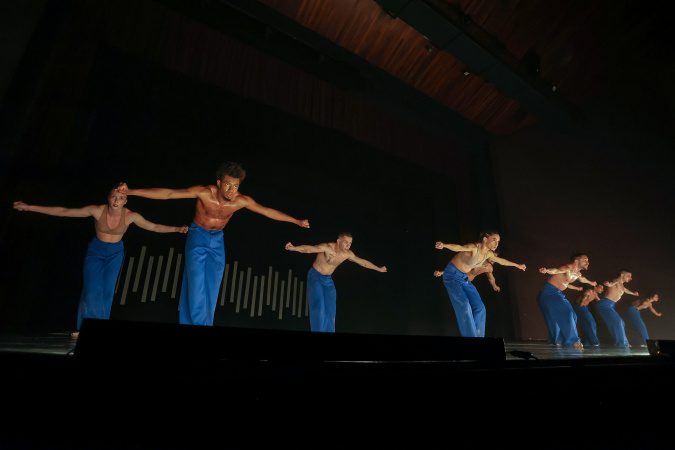 Balé Teatro Guaíra é sucesso de público e crítica na Dinamarca