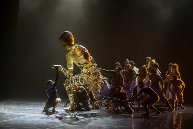 Corpos artísticos movimentam produção cultural do Teatro Guaíra há quase sete décadas
