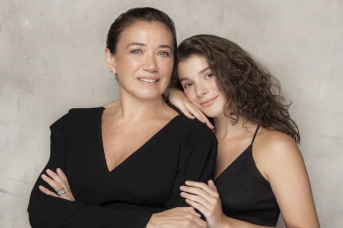 “A Lista” une Lilia Cabral e a filha Giulia Bertolli no palco do Guairão no dia 30