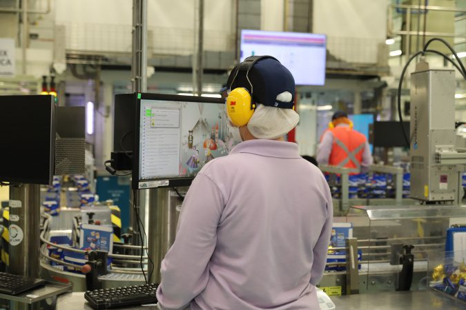 Indústria, comércio, serviços e agricultura: semana começa com 20,7 mil vagas de empregos