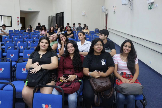 Educação pública: Cursinho Pré-Vestibular da Unioeste em Foz do Iguaçu comemora 20 anos