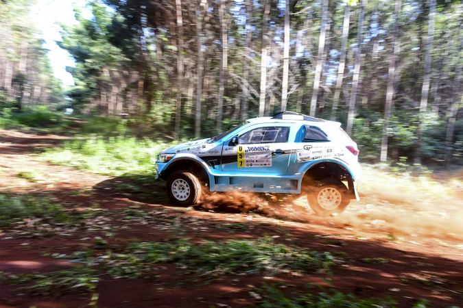 Segundo dia: com mais de 300 veículos, Rally Transparaná chega a Guarapuava