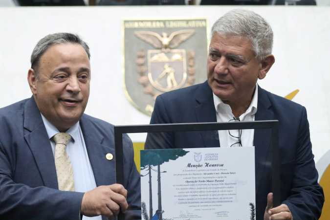 Verão Maior Paraná e servidores estaduais são homenageados pela Assembleia Legislativa