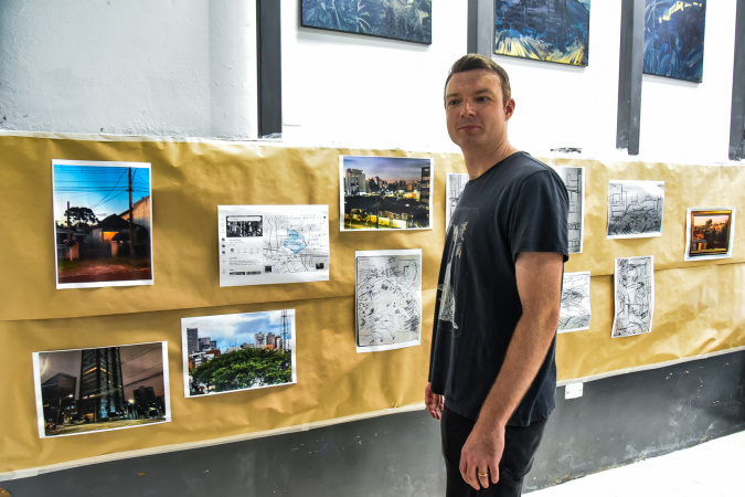 Artista multimídia Stephen Feather é o novo residente da Academia Alfredo Andersen