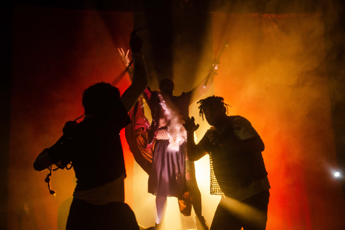 “Noget’s de Sobremesa” entra em cartaz no Miniauditório do Teatro Guaíra no final de semana
