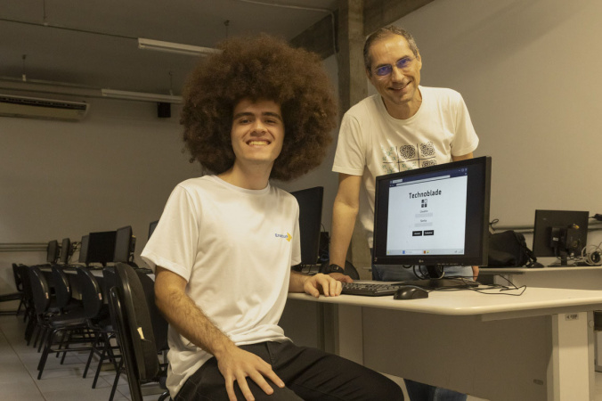 Aluno da UEM vence hackathon com IA para diagnosticar doenças em amostras de sangue