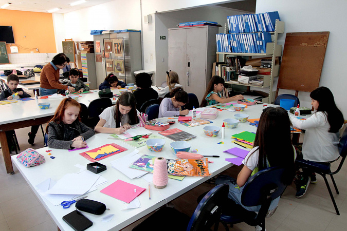 Centro Juvenil de Artes Plásticas ainda tem vagas em seis oficinas para o 2º semestre