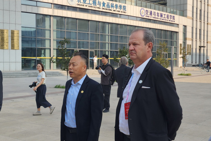 Paraná e universidade tecnológica da China ampliarão cooperação internacional