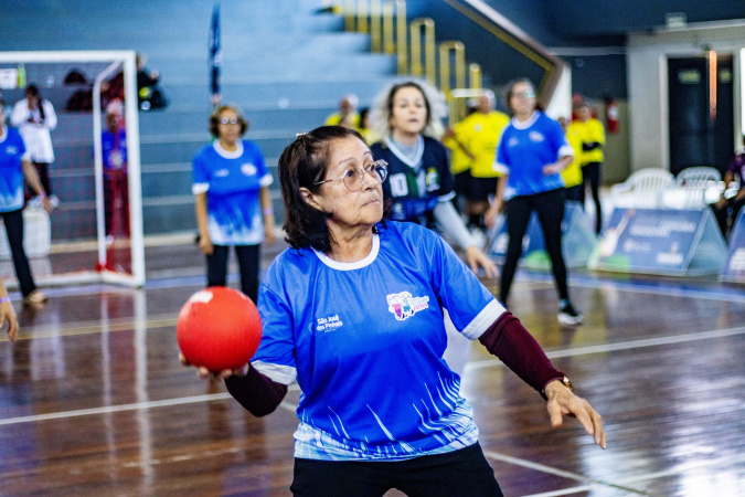 Jogos da Integração do Idoso terá xadrez, dominó e handebol por zona em Guaratuba