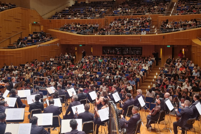 Orquestra Sinfônica do Paraná reúne mil pessoas em concerto inédito em Belo Horizonte