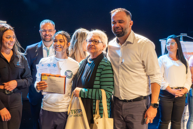 Alunos da rede pública recebem prêmio do Concurso Estadual de Poesias sobre trabalho infantil
