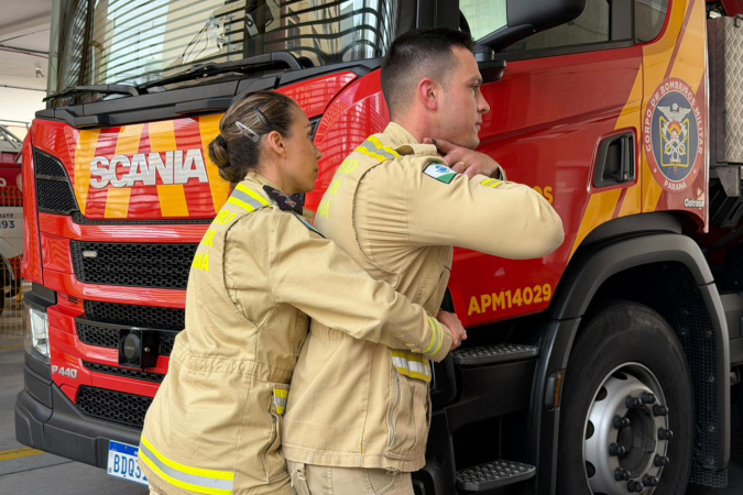 Engasgo: CBMPR alerta para mudança na manobra e reforça cuidados com bebês e idosos