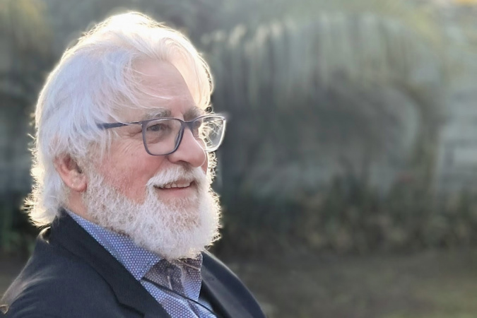 Museu Casa Alfredo Andersen recebe Luiz Caron para lançamento de livro de contos