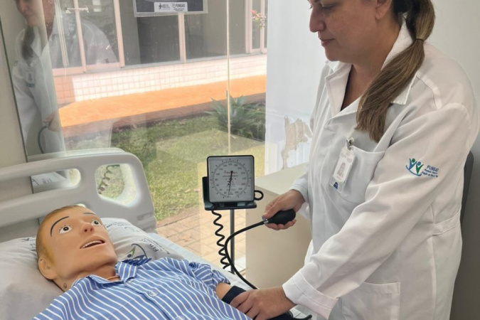Hospital Regional do Sudoeste inaugura Sala de Simulação Realística para capacitações