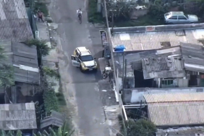 Operação da PMPR com drones e cães resulta na apreensão de drogas e 3 prisões em Matinhos