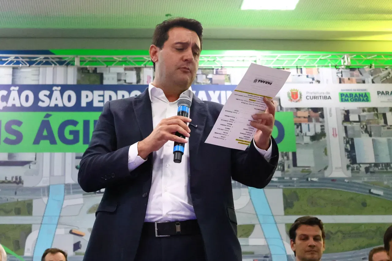 Ratinho desiste de candidatura à Presidência e conclui mandato no Paraná