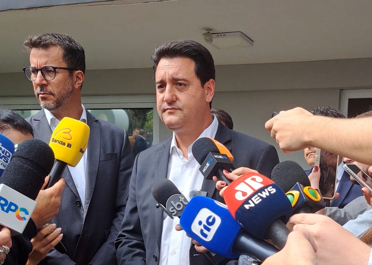 “Contratos de publicidade, como dezenas que acontecem todos os dias”, diz Ratinho Jr sobre repasses do Master ao Grupo Massa