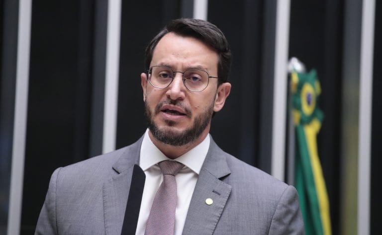 Deputado da causa pet destinou R$ 11 milhões a entidade investigada em SC