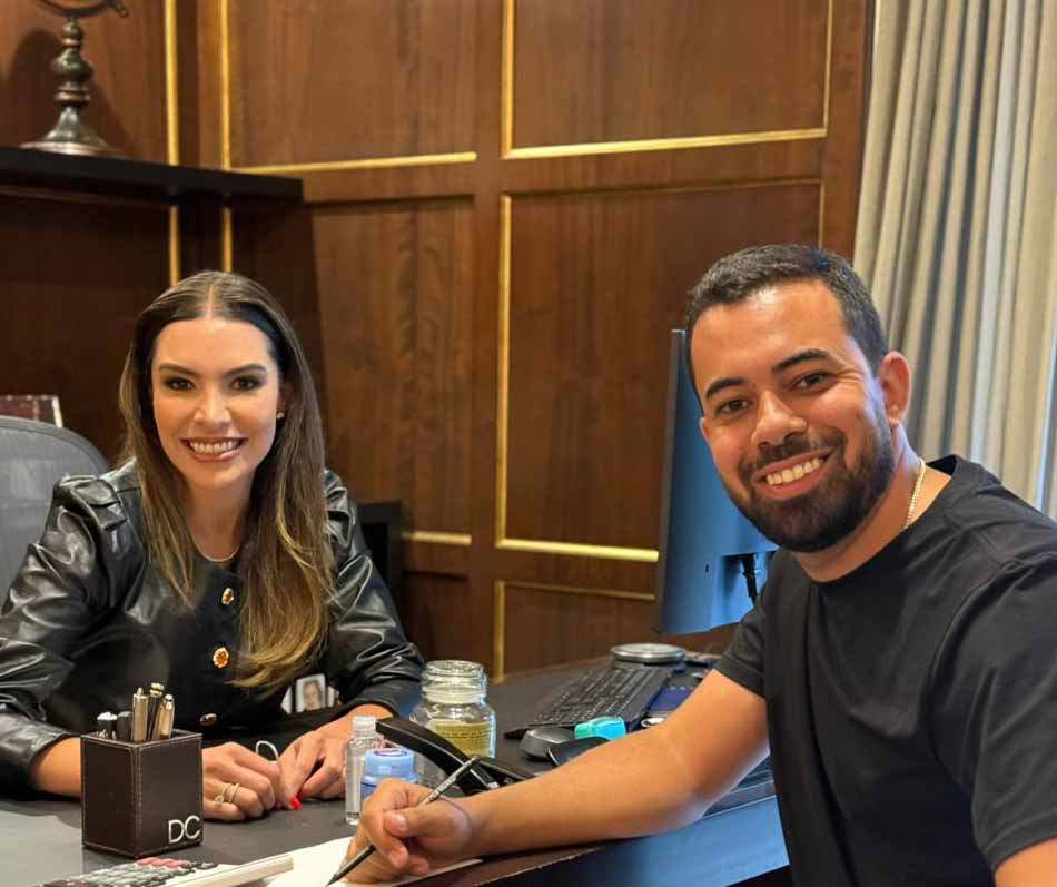 Vereador suspeito de rachadinha é braço de Maria Victoria na Câmara
