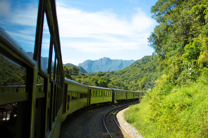Votação popular: atrativos e serviços do Paraná concorrem ao “Oscar do Turismo” mundial
