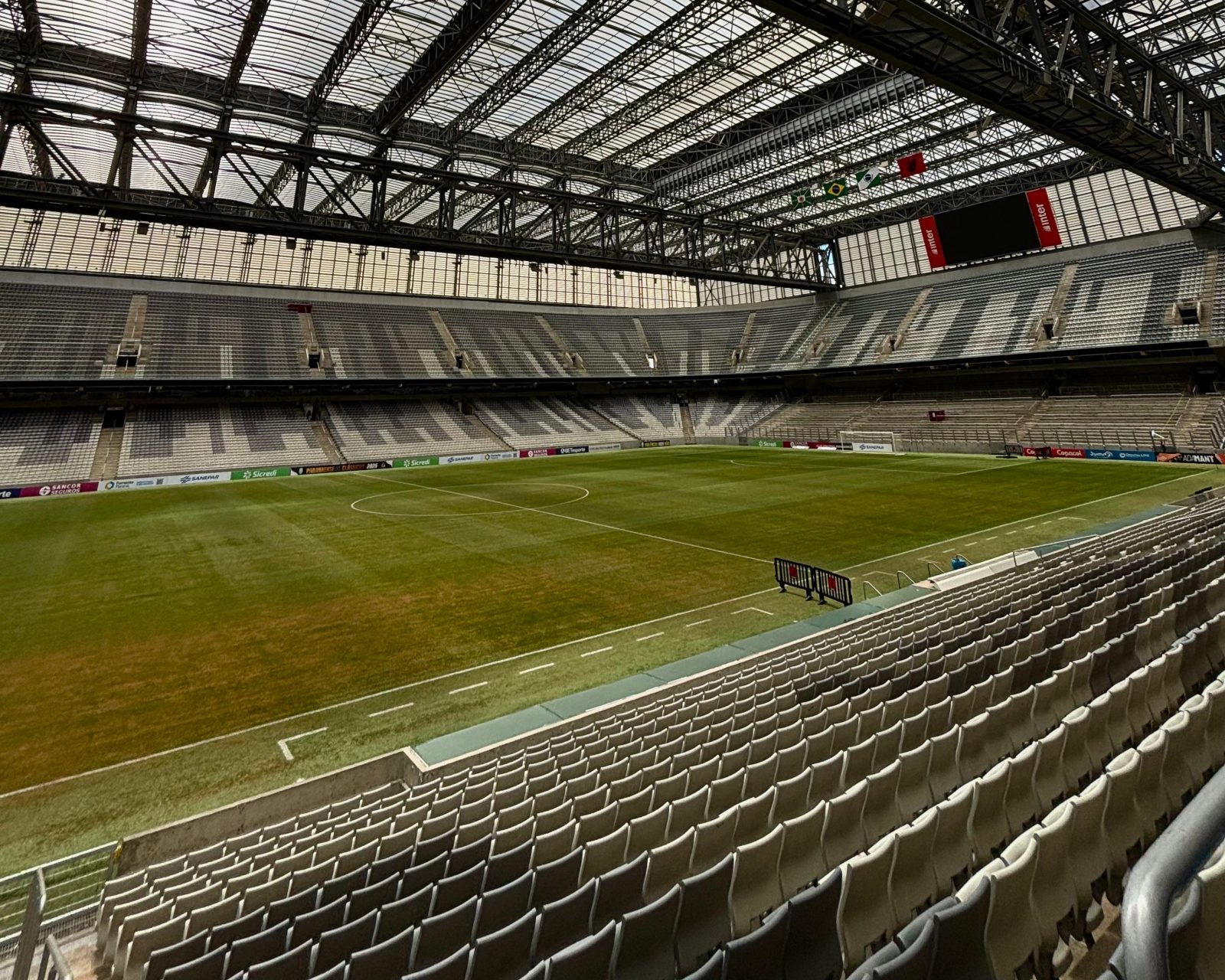 Vereadora propõe barrar devedores de pensão de arenas e eventos esportivos em Curitiba